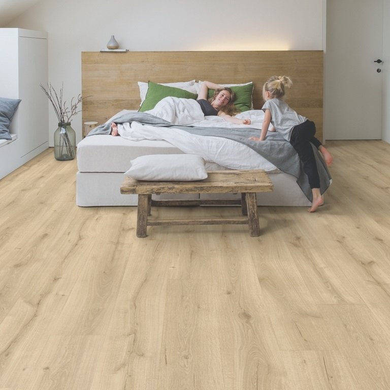 Rovere del deserto naturale chiaro laminato quick step